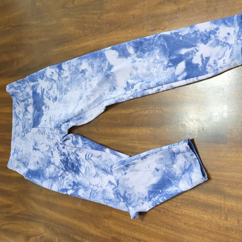 Leggings Size Medium